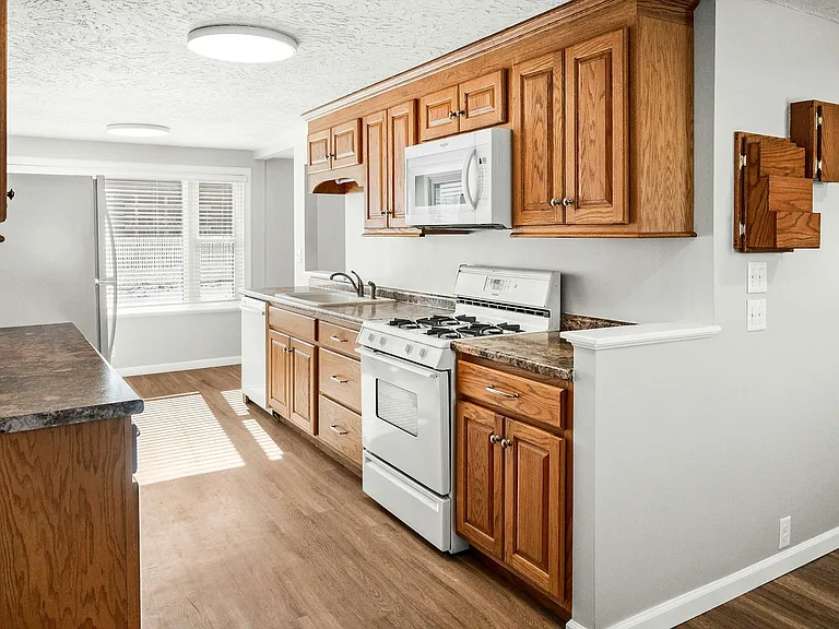 1508 Wilson St — Photo 20