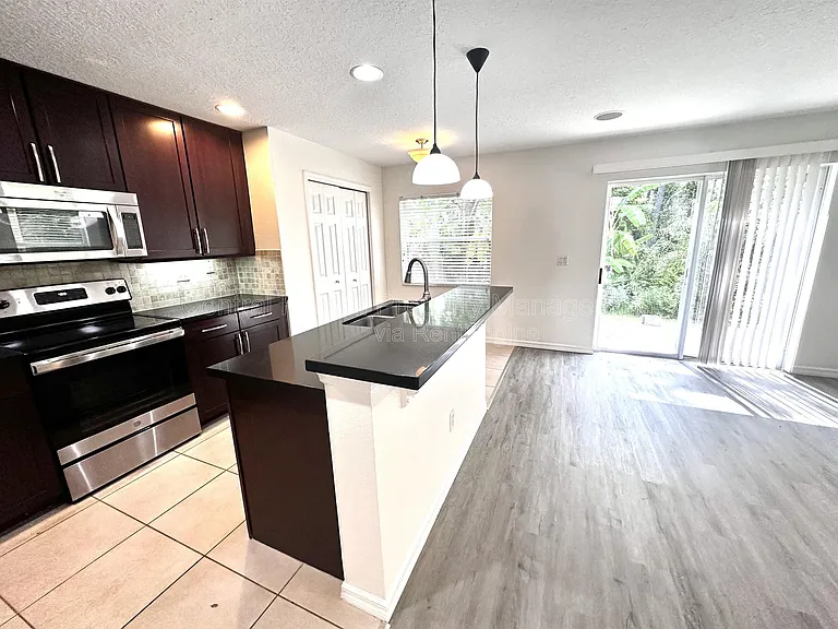 3845 Silverbell Loop — Photo 3
