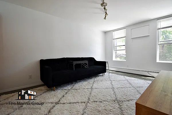 Rented by Bold New York | media 1