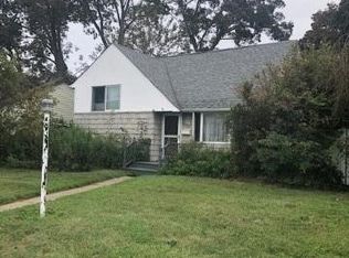 E Cedar St, Massapequa, NY 11758