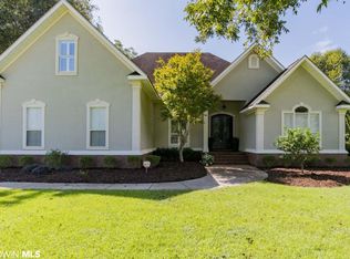 8122 Old Orchard Pl, Fairhope, AL 36532