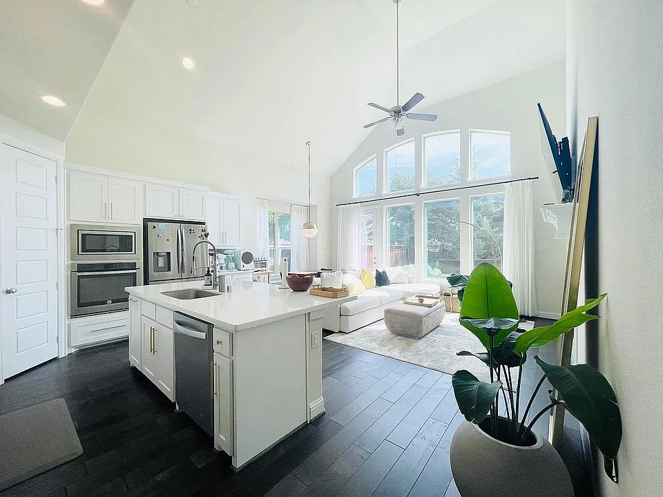1st image of 5705 Fairway Ct