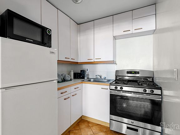 5th image of 244 W 102nd St APT A