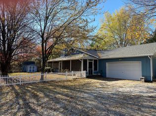 1803 Ginny Ln, Webb City, MO 64870