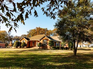 40 Woodland Cir, Lawrenceburg, TN 38464