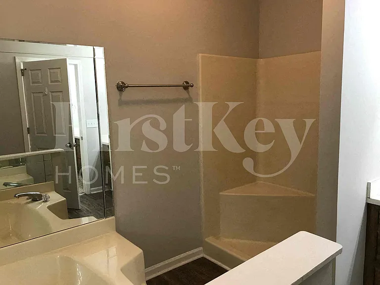 1622 Keeneland Dr — Photo 13