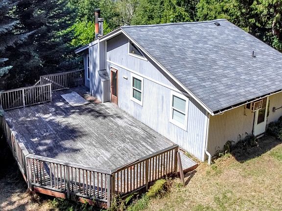4th image of 5522 404th Ave SE