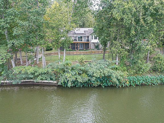 4th image of 45 Bream Ln