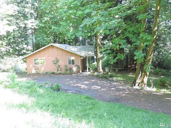 3rd image of 2222 62nd Ave NW
