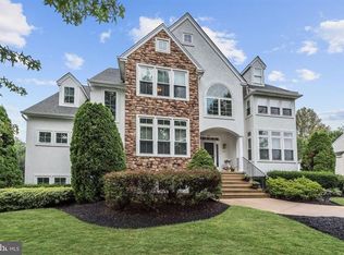 20 Emerson Dr, Cinnaminson, NJ 08077