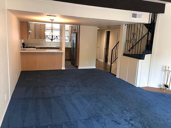 5th image of 10463 Mary Ave
