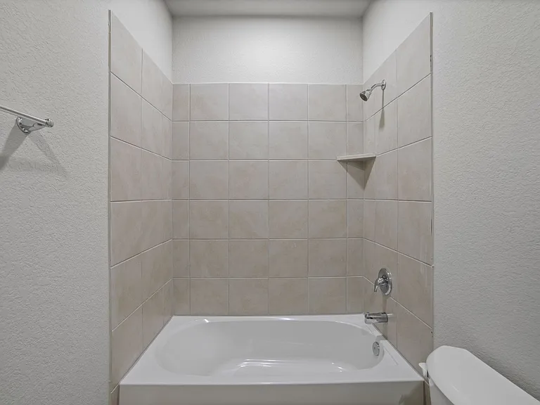 7226 Briar Pl — Photo 3