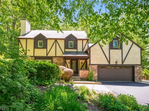 19 Christy Ln, Sparta Twp., NJ 07871