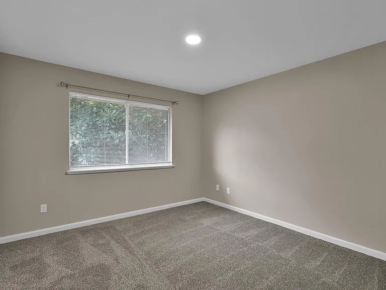 12311 Glenview Dr — Photo 21