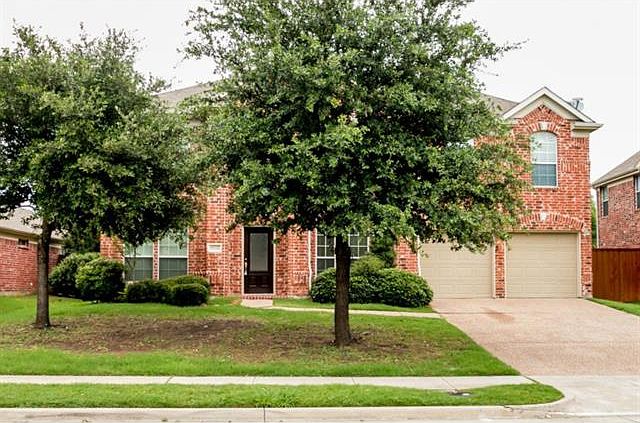 1st image of 15232 Regal Oak Ln