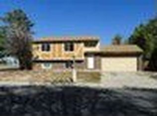 2492 Sunset Dr, Longmont, CO 80501