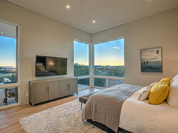 5th image of 5 Silver Mesa Cir
