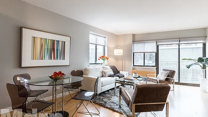 Rented by Park Property Advisors | media 28