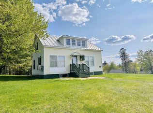 49 John St, Madison, ME 04950