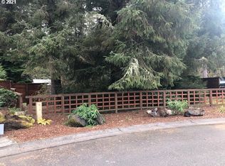 1198 Nautical Dr, Hammond, OR 97121