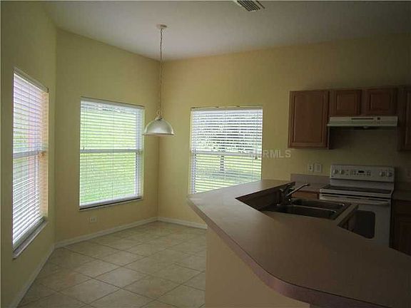 5th image of 1317 Kellogg Dr
