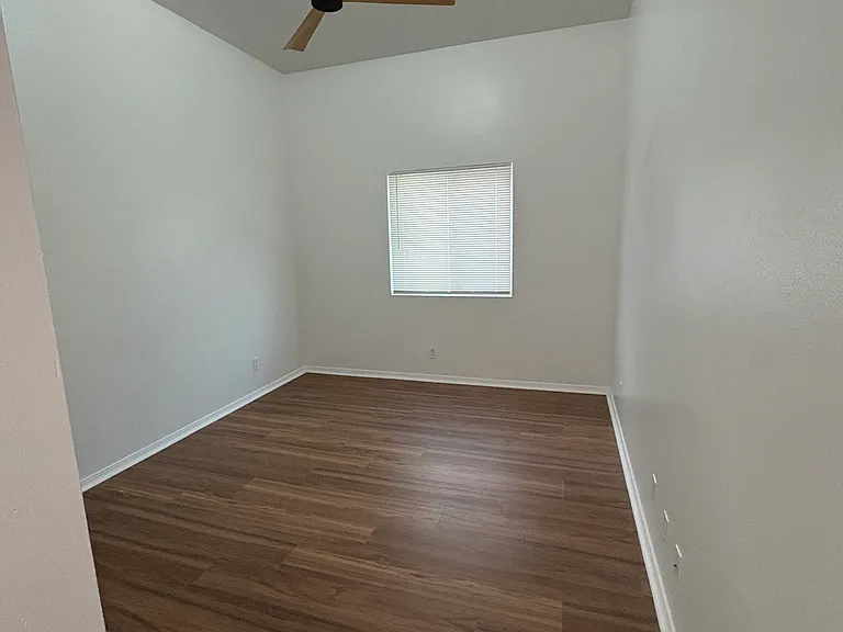 6446 Palm View Ave — Photo 10