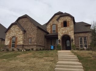 2010 Royal Crest Dr, Mansfield, TX 76063