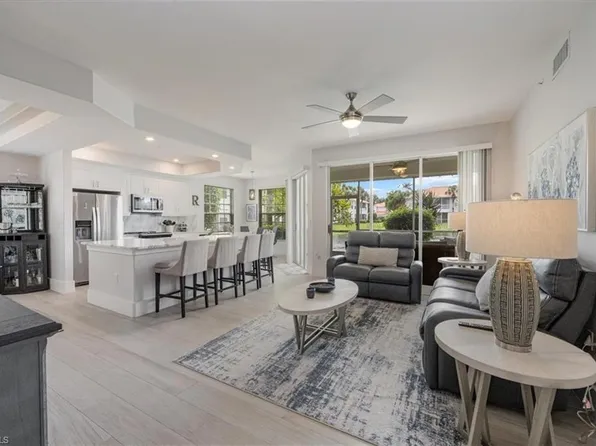 2220 Arielle DR #2009, NAPLES, FL 34109