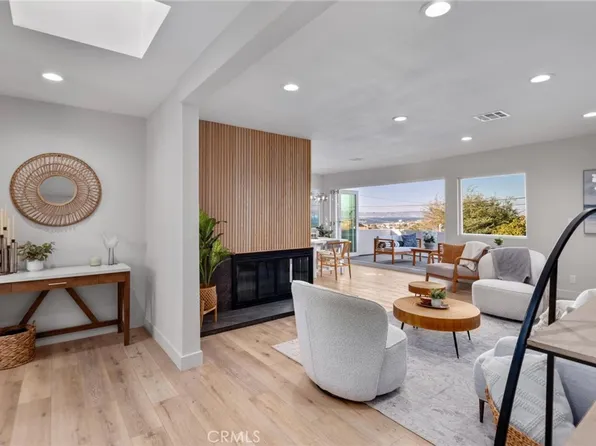 221 Via Los Miradores, Redondo Beach, CA 90277