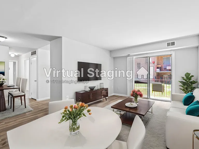 225 43rd Rd NE #103 — Photo 3
