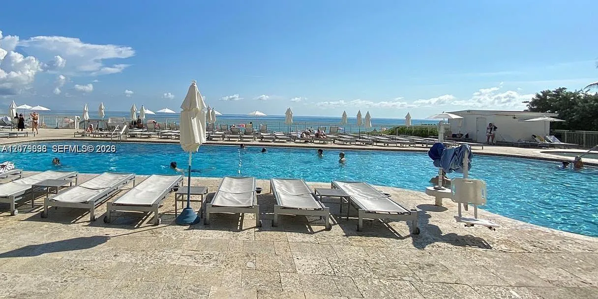 The Aventura Beach Club C — Photo 2