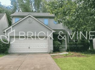 6987 Weurful Dr, Canal Winchester, OH 43110