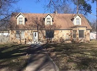 802 Walnut St, Newport, AR 72112