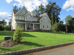 1001 Penny Ln, Fanwood, NJ