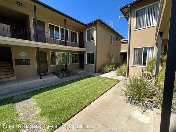 4th image of 6259 Vineland Ave #3
