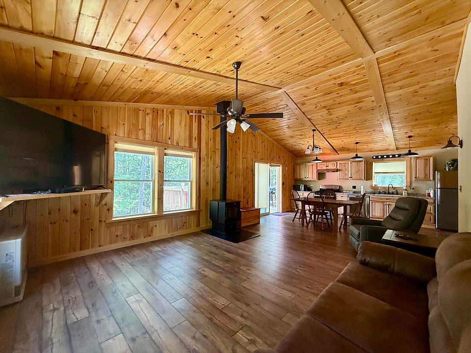 1st image of 15 Crowe Lane