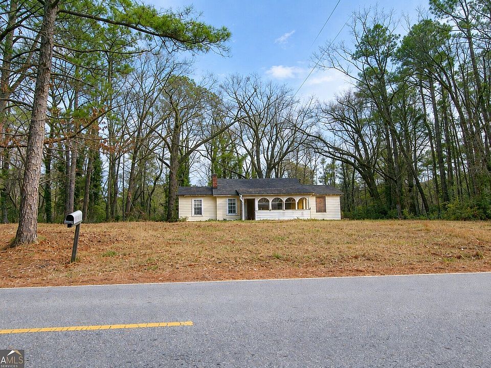 1st image of 731 Bolton Rd NW