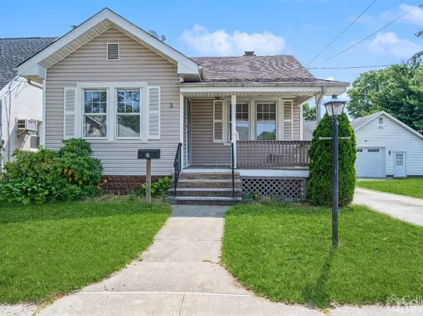 3 Albourne St, South River, NJ 08882