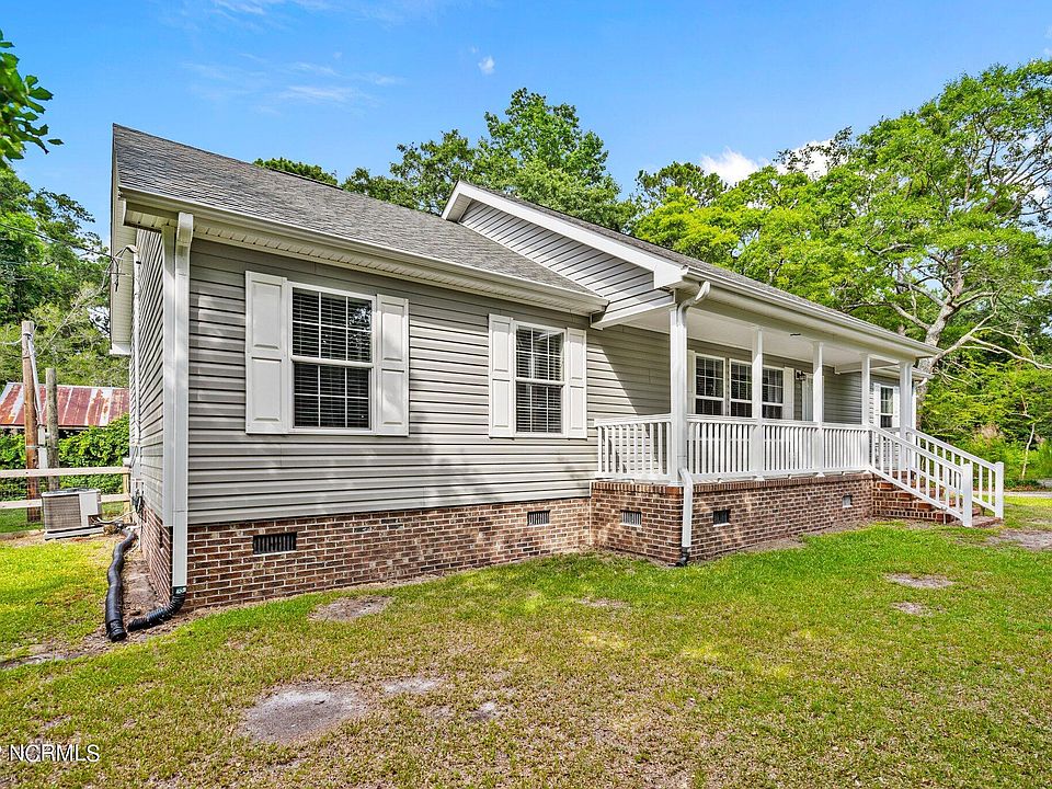 981 Sloop Point Loop Road, Hampstead, NC 28443 Zillow