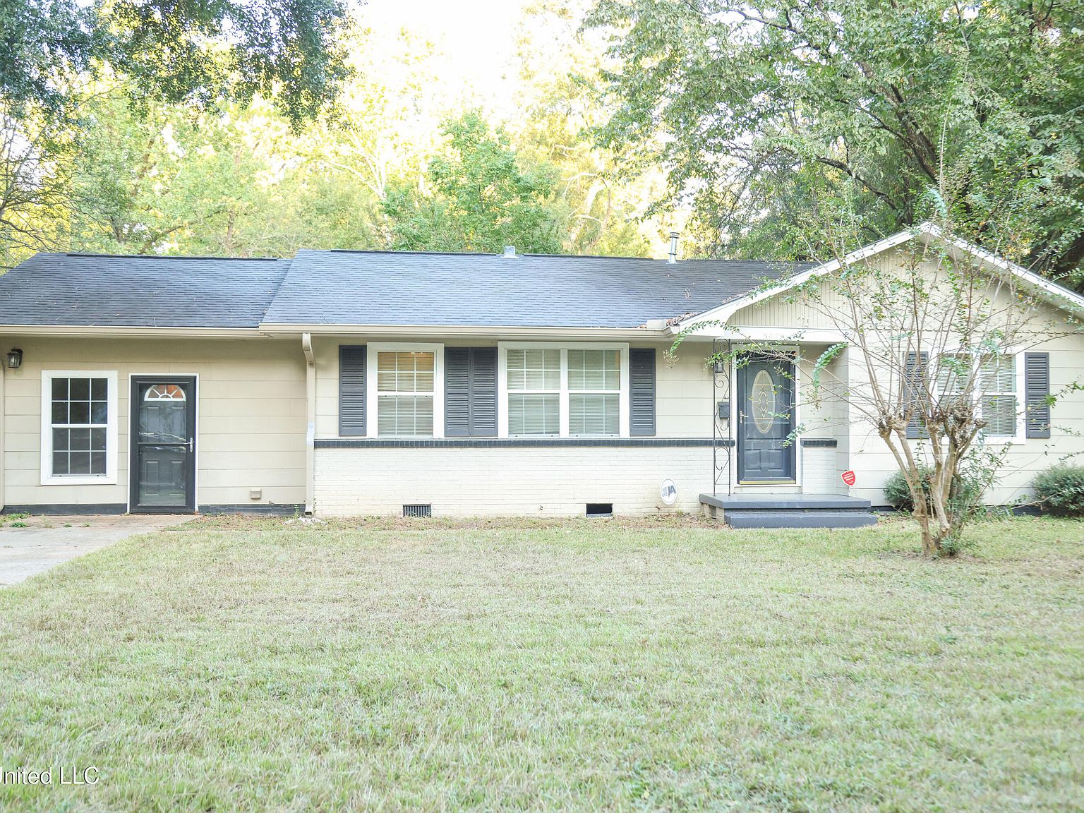 5448 Crepe Myrtle Dr, Jackson, MS 39206 | MLS #4128462 | Zillow