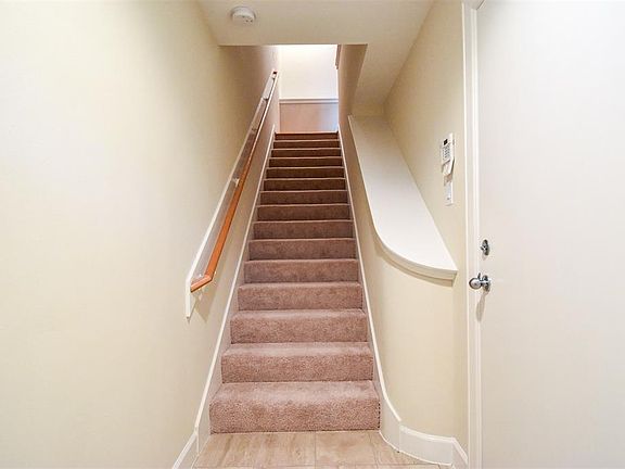 3rd image of 8705 Bryam Unit 103
