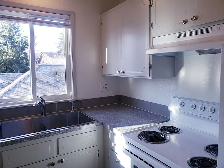 200 & 204 N Delaware Ave — Photo 12