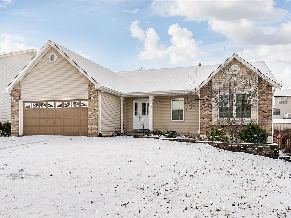 2nd image of 530 Misty Moss Ln