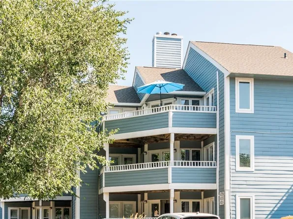 4828 Bay Landing Dr, Virginia Beach, VA 23455