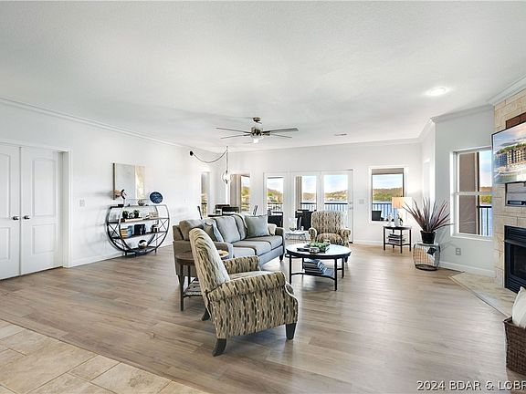 3rd image of 918 Tuscany Dr Unit 2N