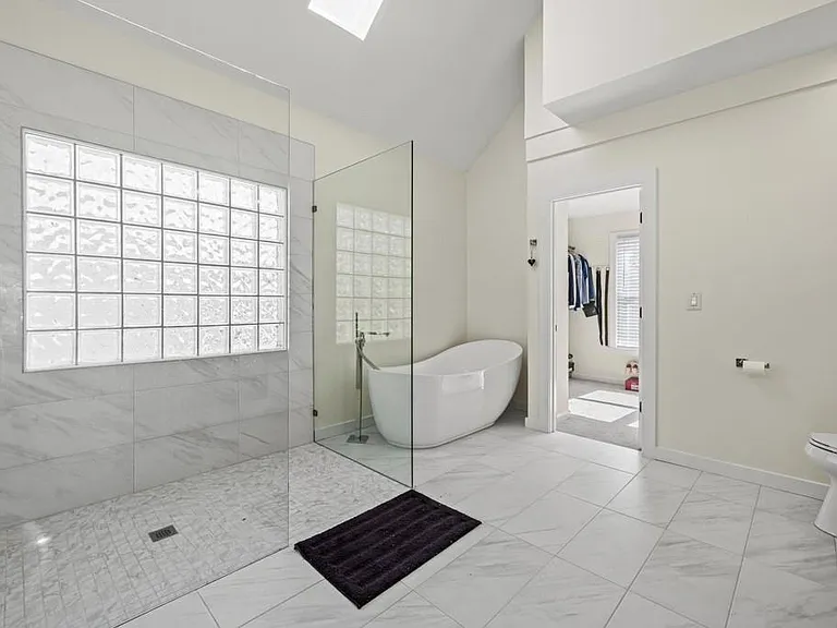 7210 Amberleigh Way — Photo 37