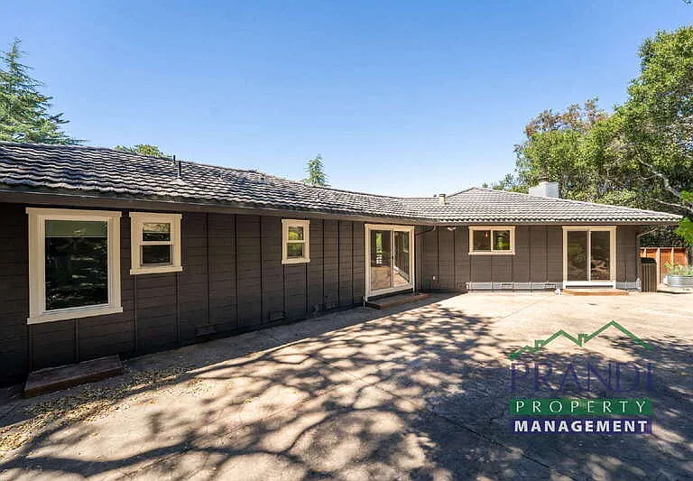 23 Harding Dr — Photo 21