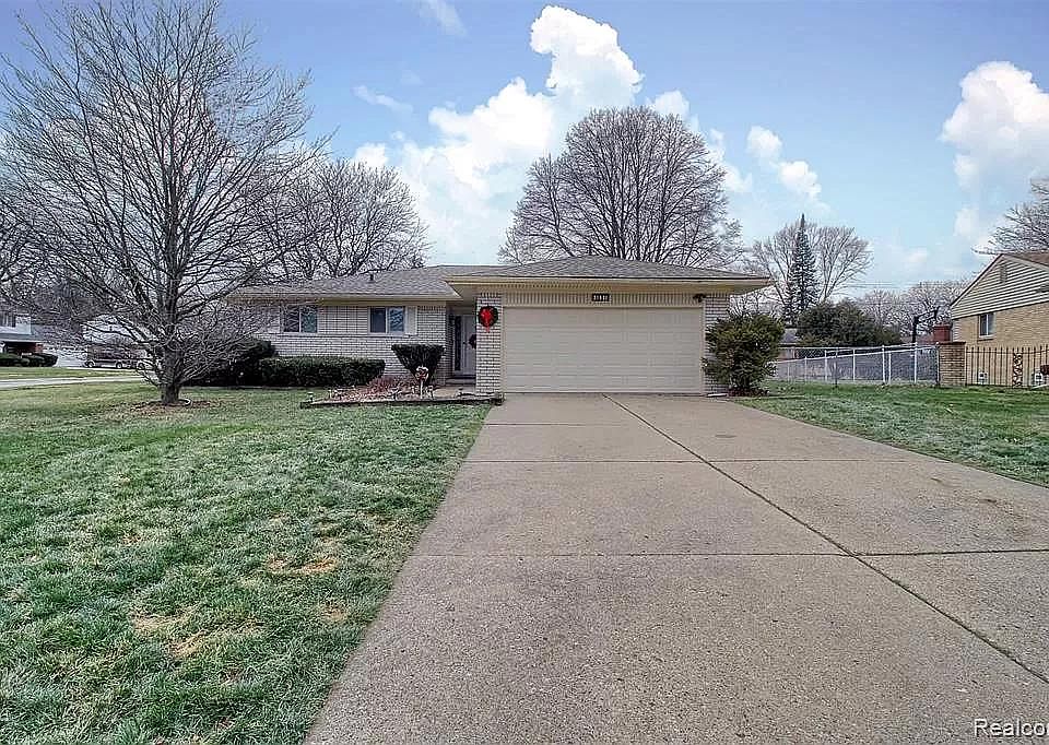1st image of 21631 Tapert Ave