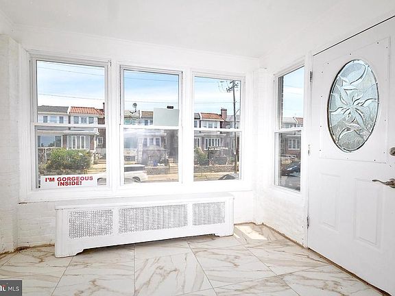 3rd image of 172 W Grange Ave
