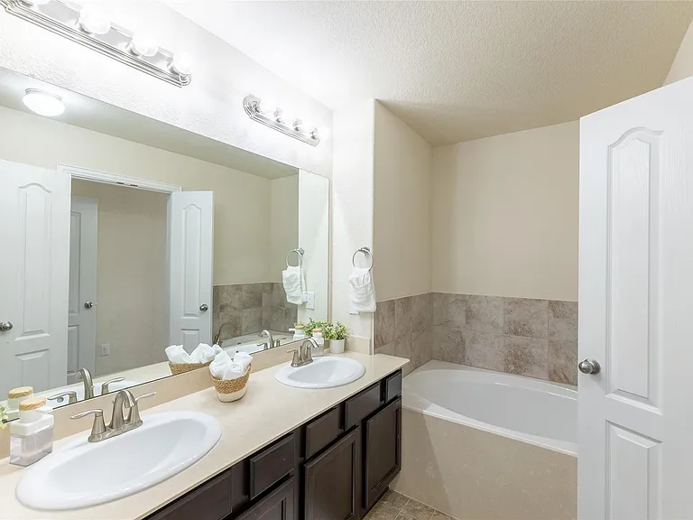 11413 Hackmatack Way — Photo 26